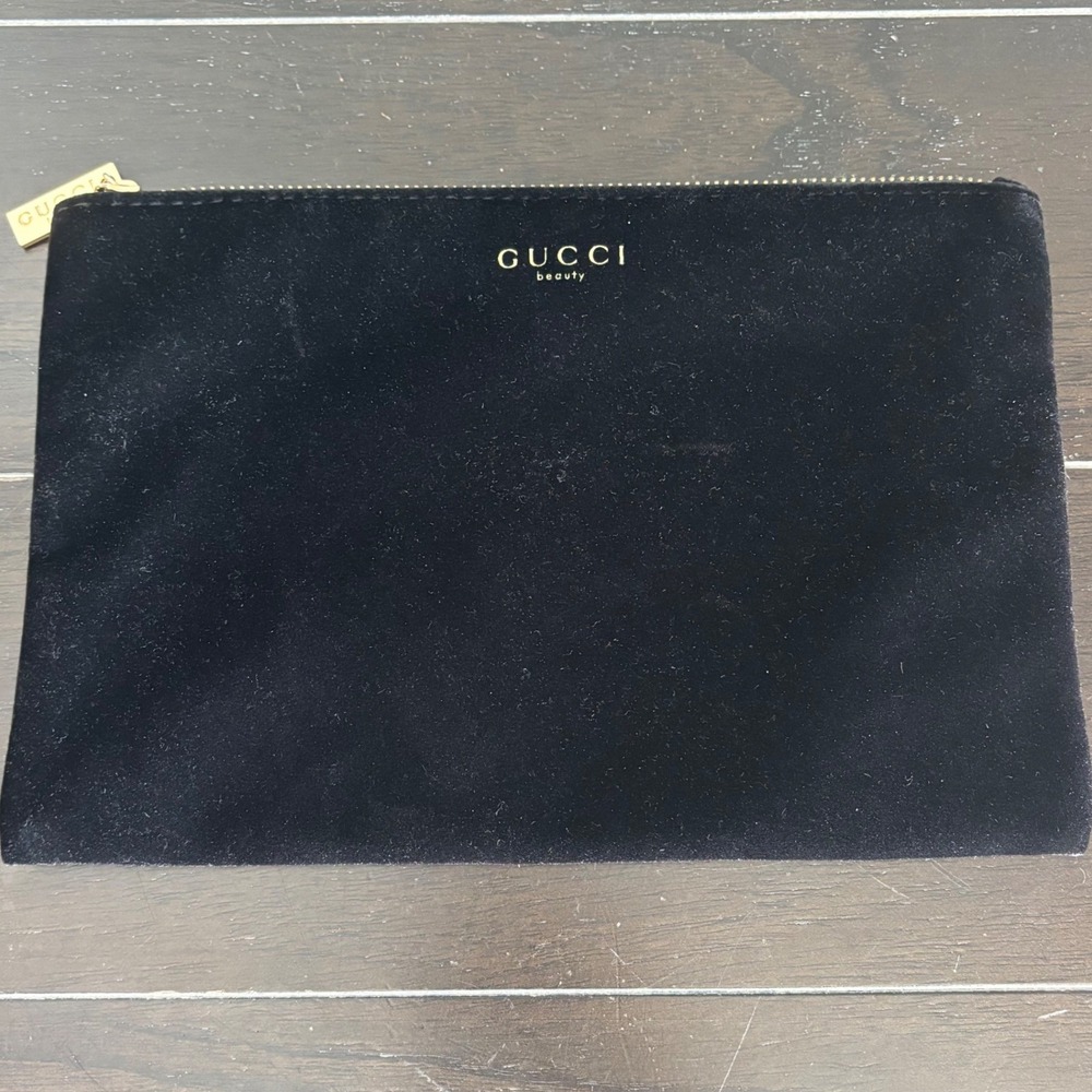 Gucci Beauty | Black Velvet Makeup Bag | Cosmetic Pouch | Gold Logo Zipper